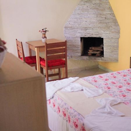 Pousada Riacho Da Serra Penedo  Exteriör bild