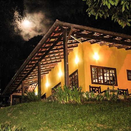 Pousada Riacho Da Serra Penedo  Exteriör bild