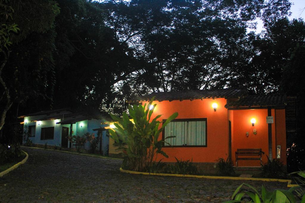 Pousada Riacho Da Serra Penedo  Exteriör bild